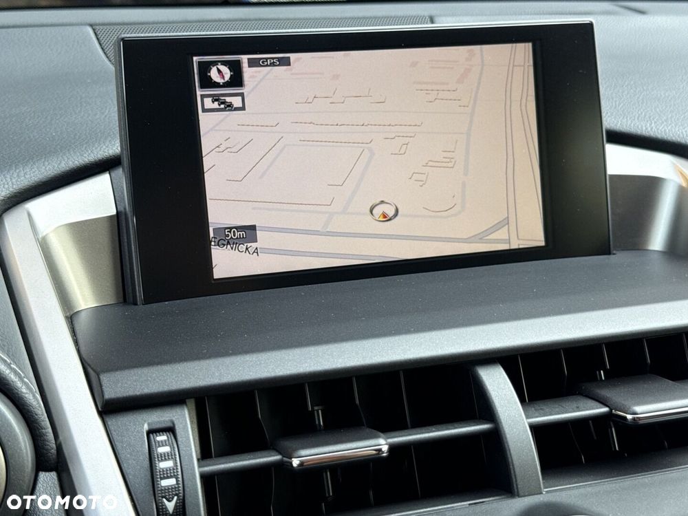Lexus NX 200t Comfort AWD - 19