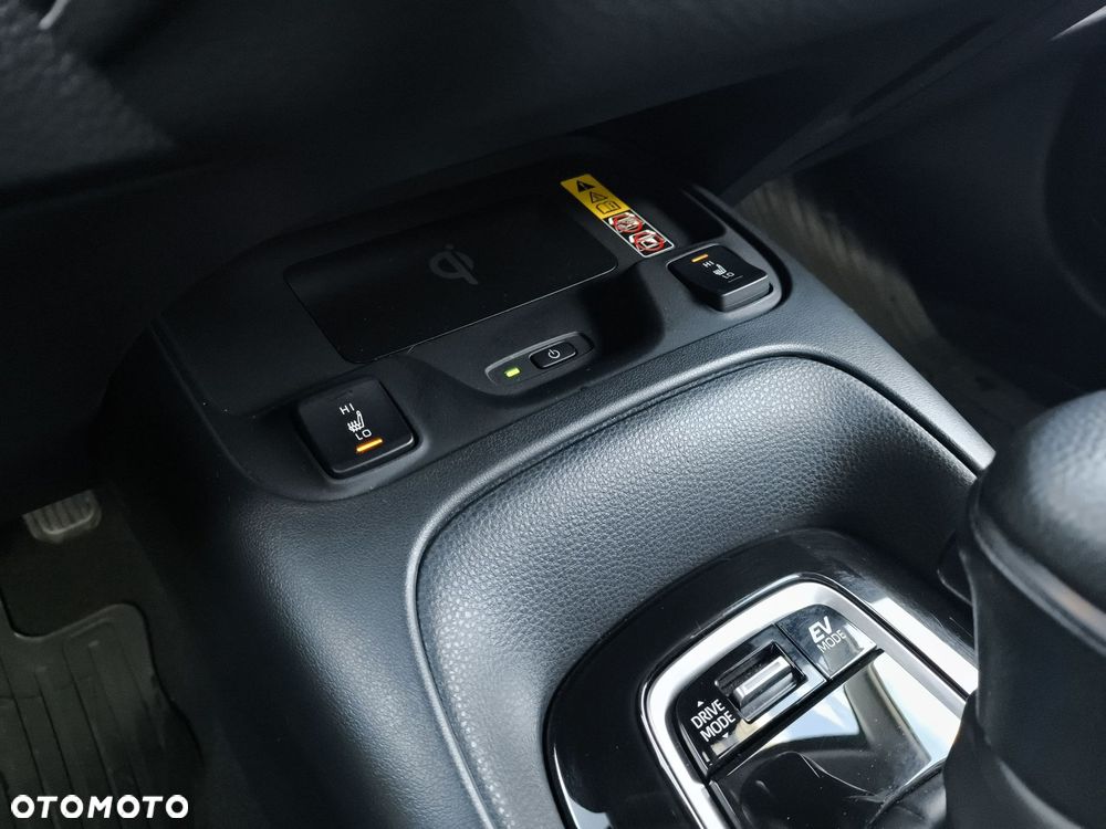 Toyota Corolla 1.8 Hybrid Style - 25