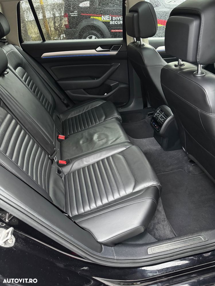 Volkswagen Passat - 13