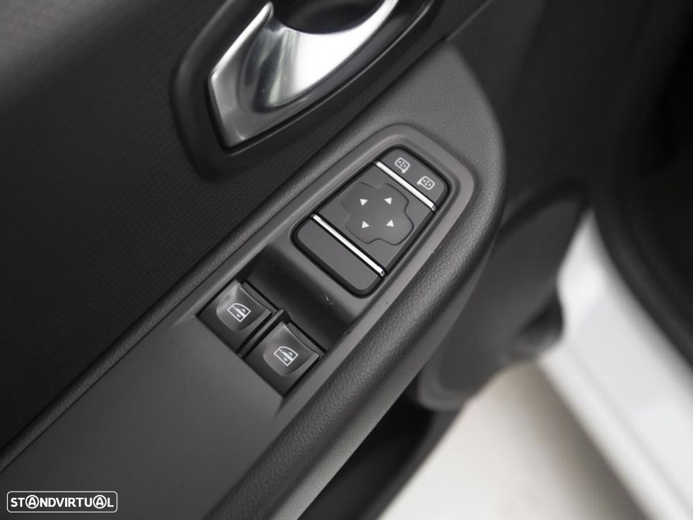 Renault Clio 1.5 dCi Zen - 12