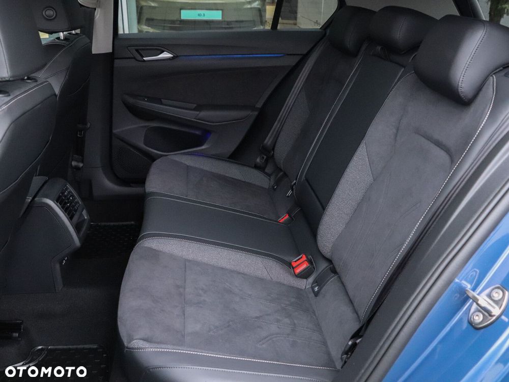Volkswagen Golf - 14