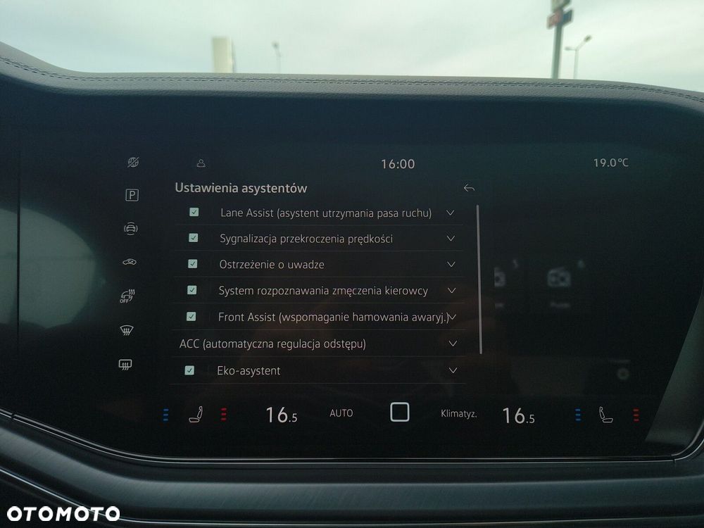 Volkswagen Touareg 3.0 V6 TDI 4Motion R-Line Final Edition - 33