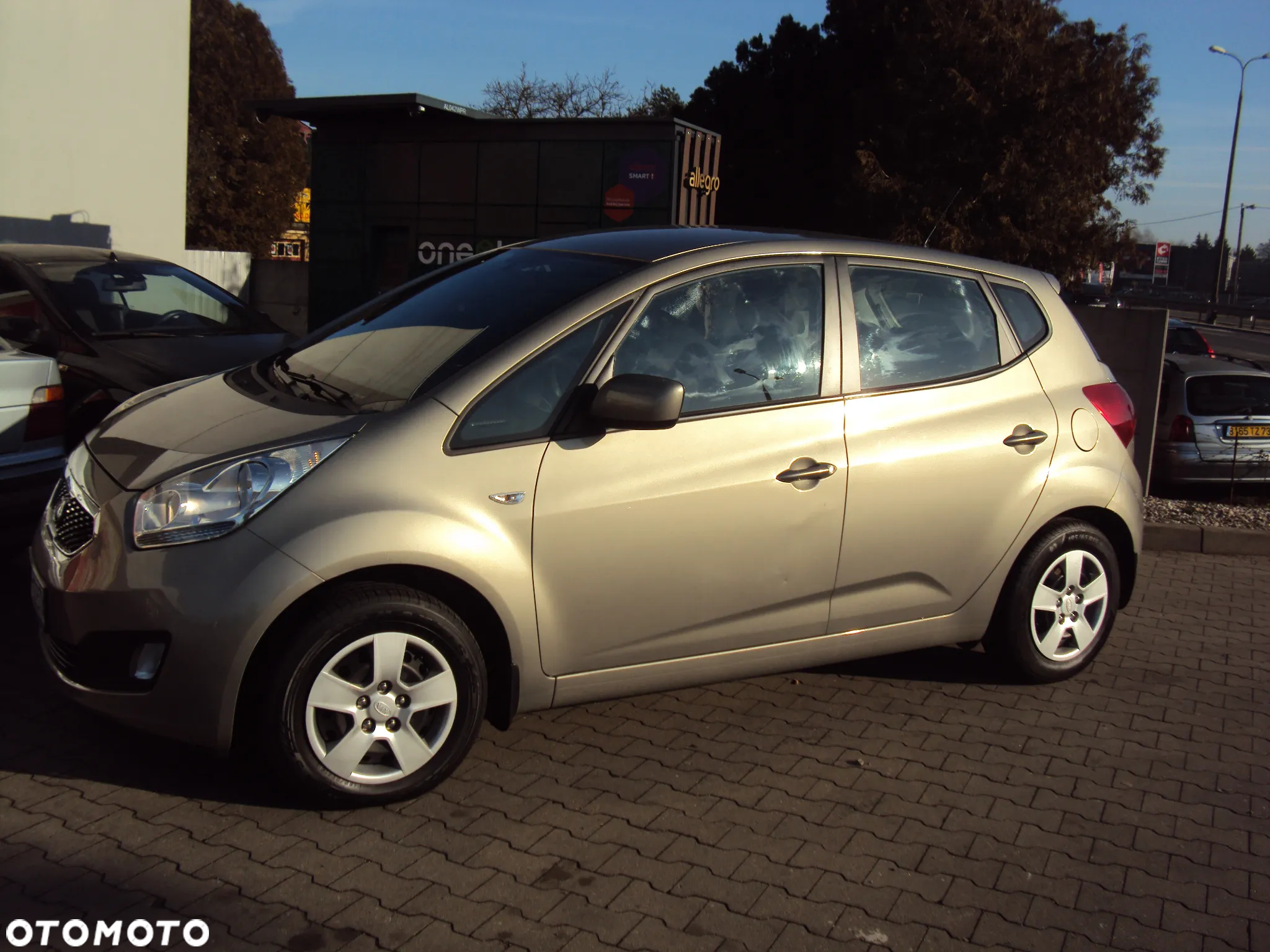 Kia Venga 1.4 CVVT Business Line - 2