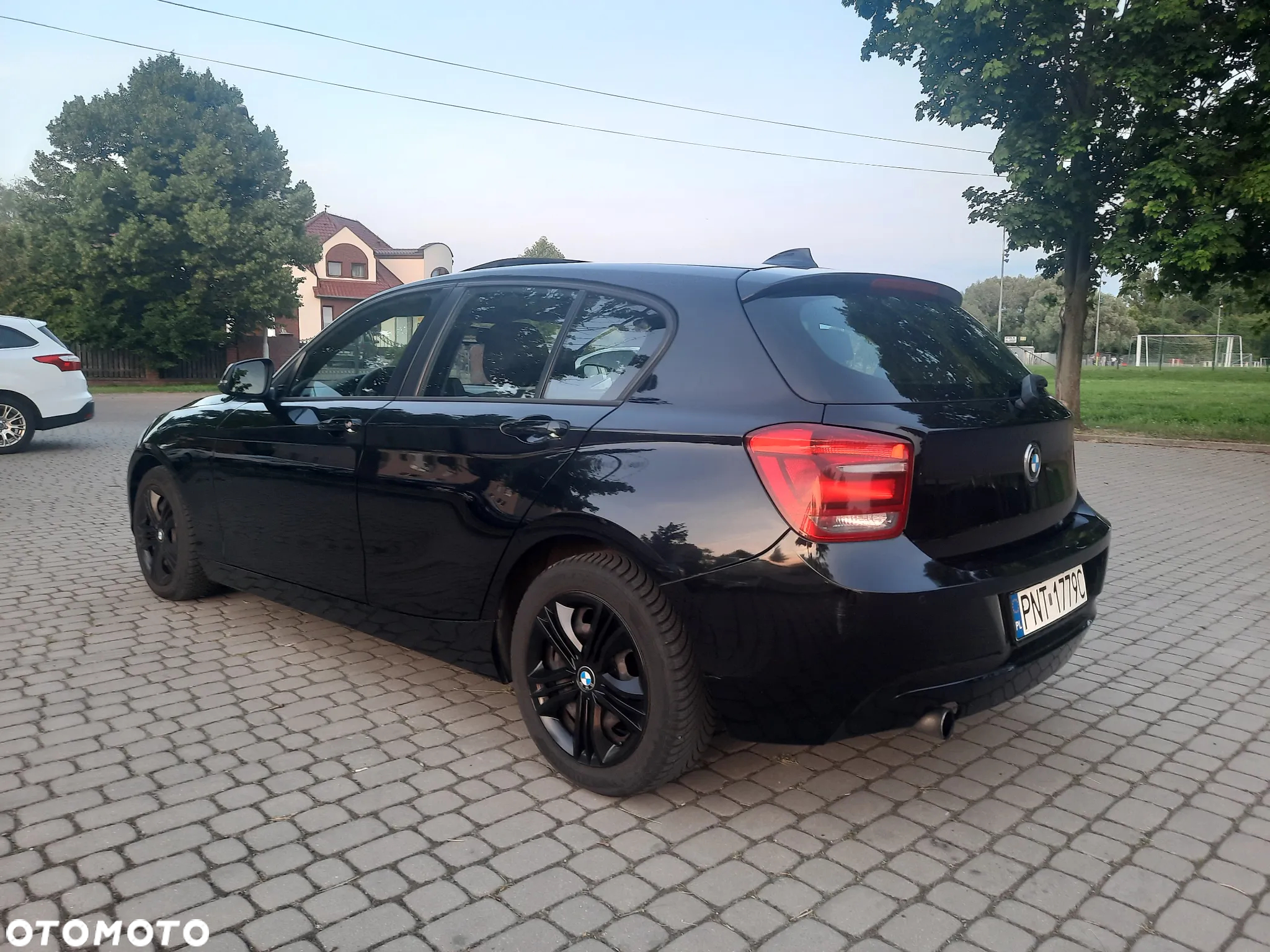BMW Seria 1 116i - 8