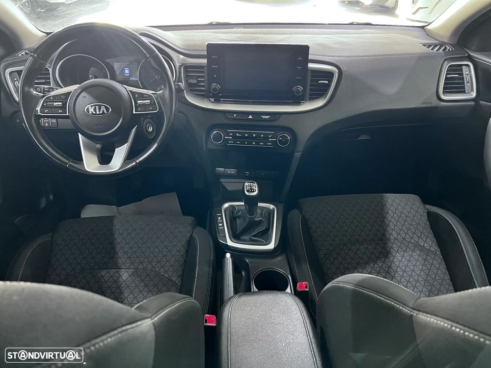 Kia Ceed 1.0 T-GDI Drive - 6