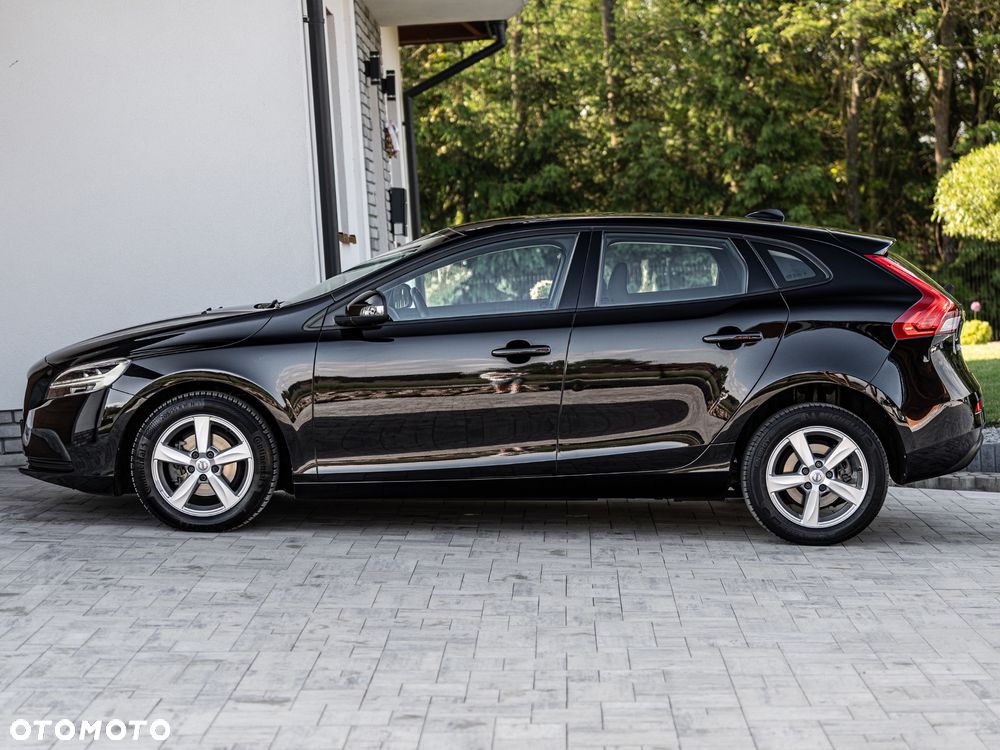 Volvo V40 D2 Kinetic - 17