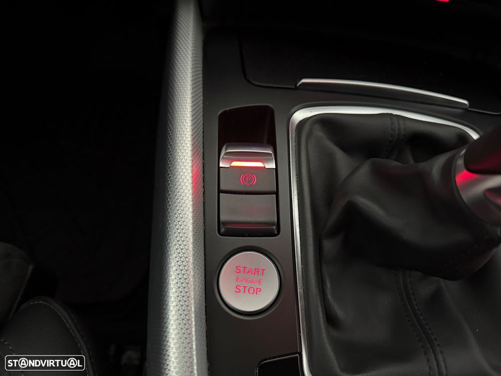 Audi Q5 2.0 TDI Business Line S-line - 24