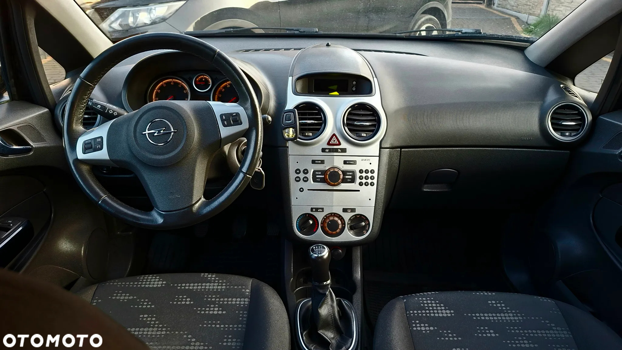 Opel Corsa 1.2 16V 111 - 10