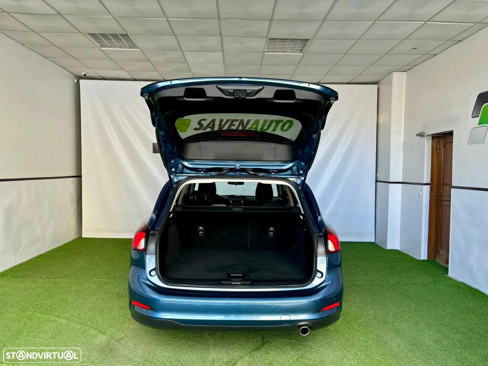 Ford Focus SW 1.0 EcoBoost Active - 17