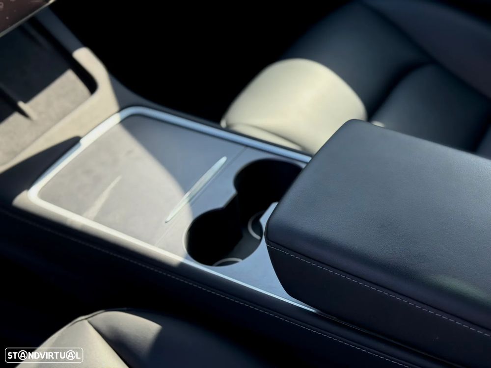 Tesla Model 3 Long Range Tração Integral Premium - 27