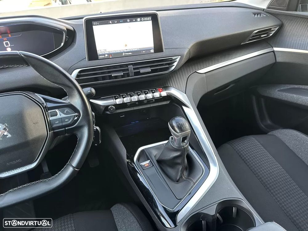 Peugeot 3008 1.2 PureTech Allure - 31