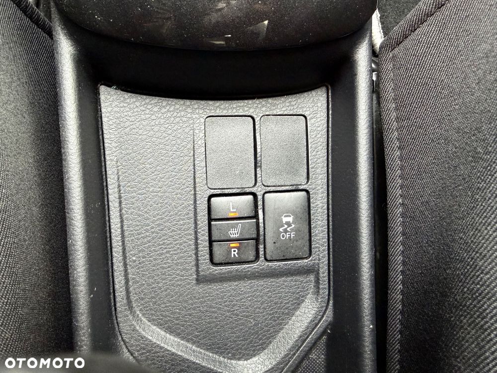 Toyota Yaris 1.5 Premium - 28