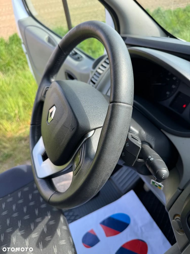 Renault TRAFIC - 31