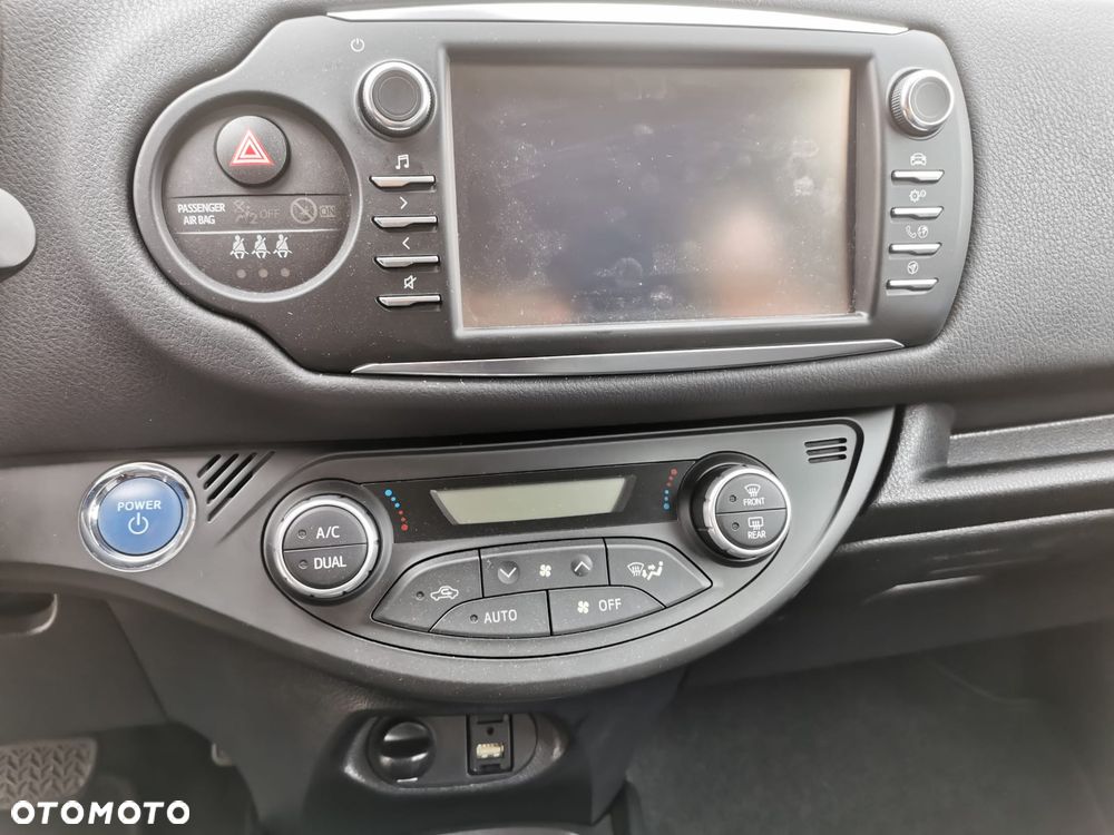Toyota Yaris 1.5 VVT-i Style Selection - 10