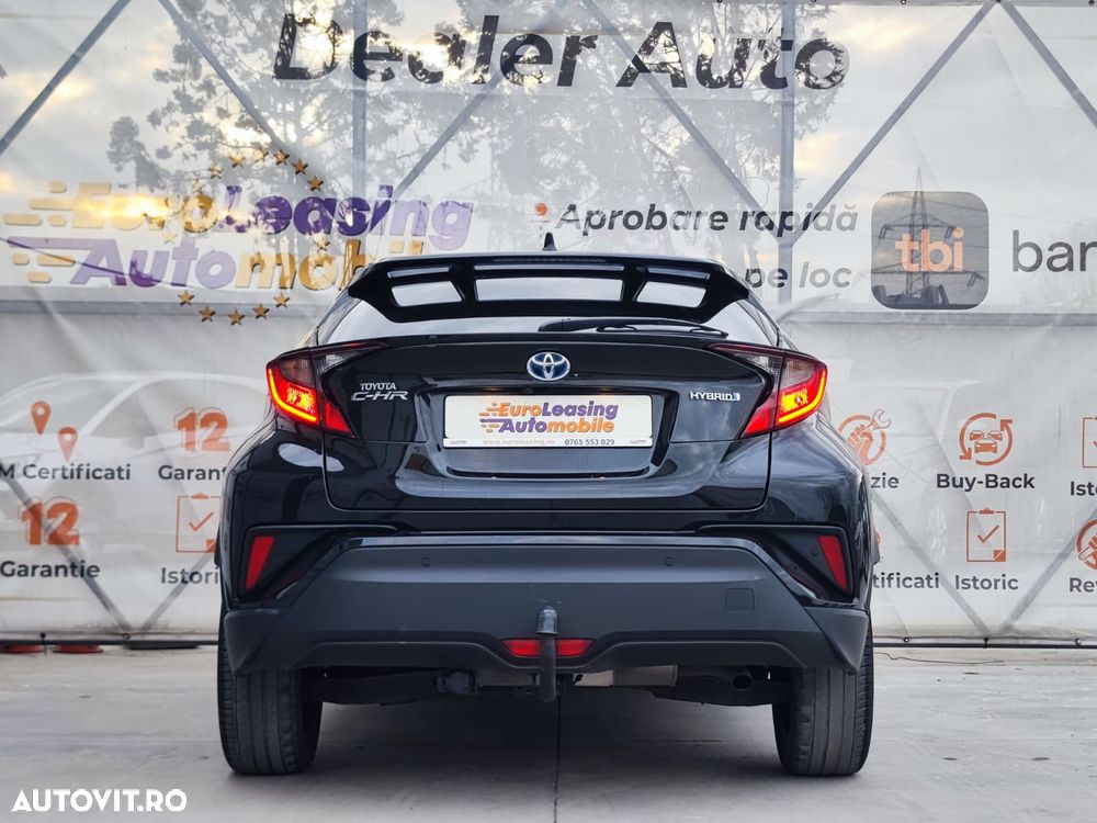 Toyota C-HR - 11