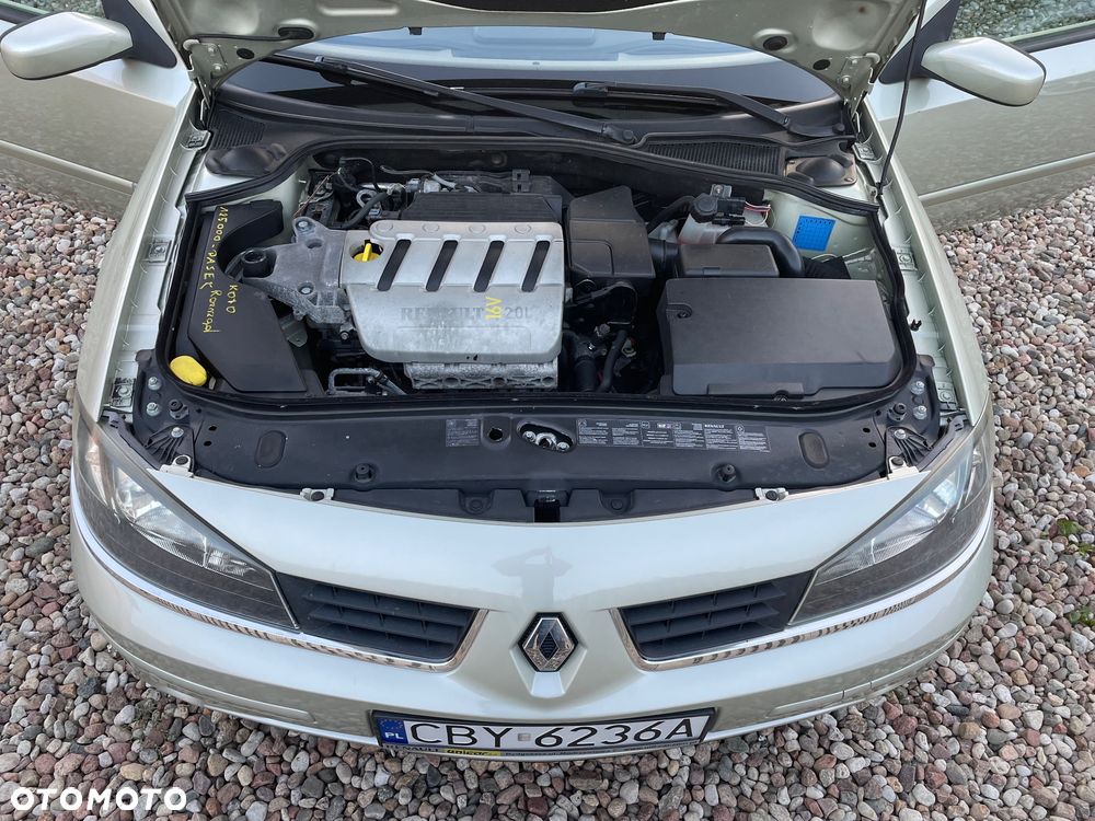 Renault Laguna 2.0 16V Privilege - 32