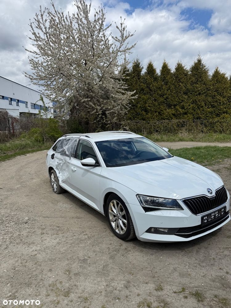 Skoda Superb 2.0 TDI 4x4 DSG Ambition - 3