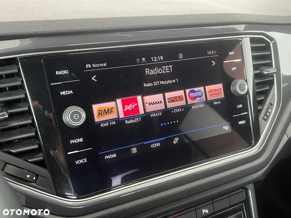 Volkswagen T-Roc - 24