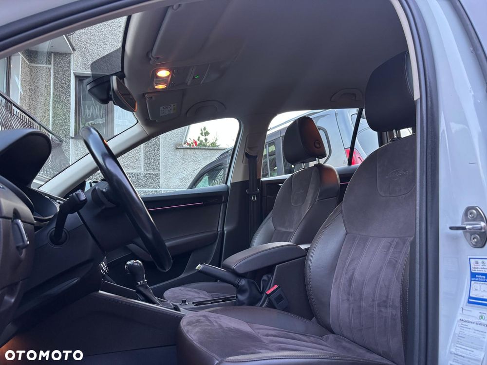 Skoda Octavia 2.0 TDI 4x4 L&K DSG - 7