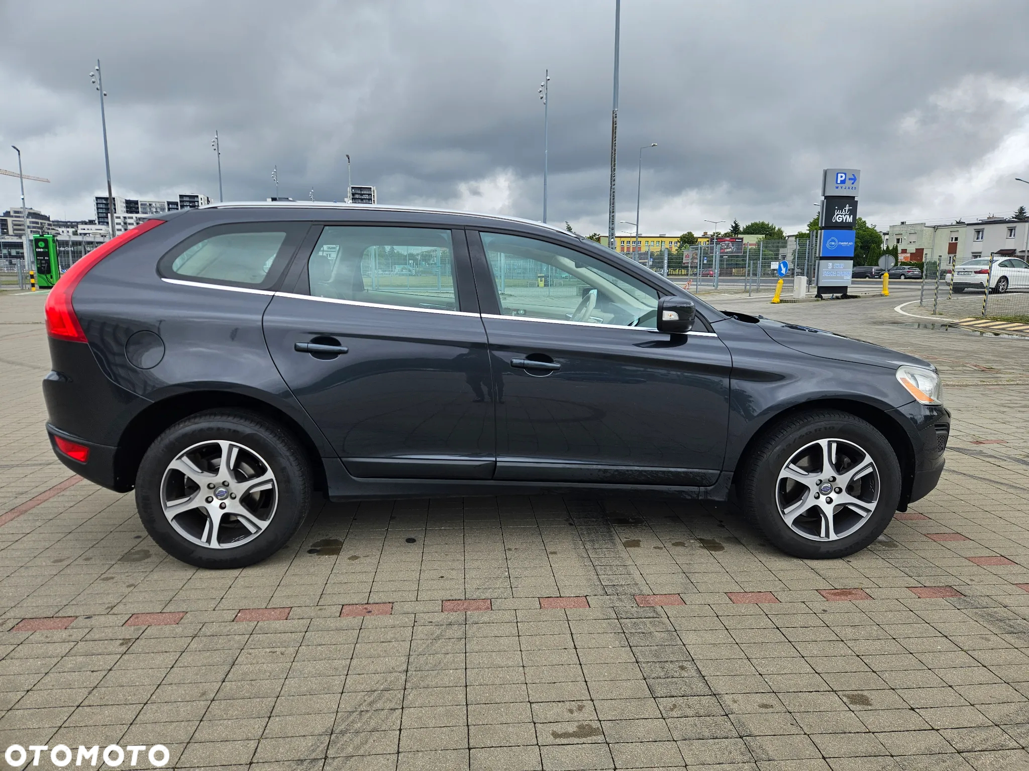 Volvo XC 60 T5 Momentum - 6