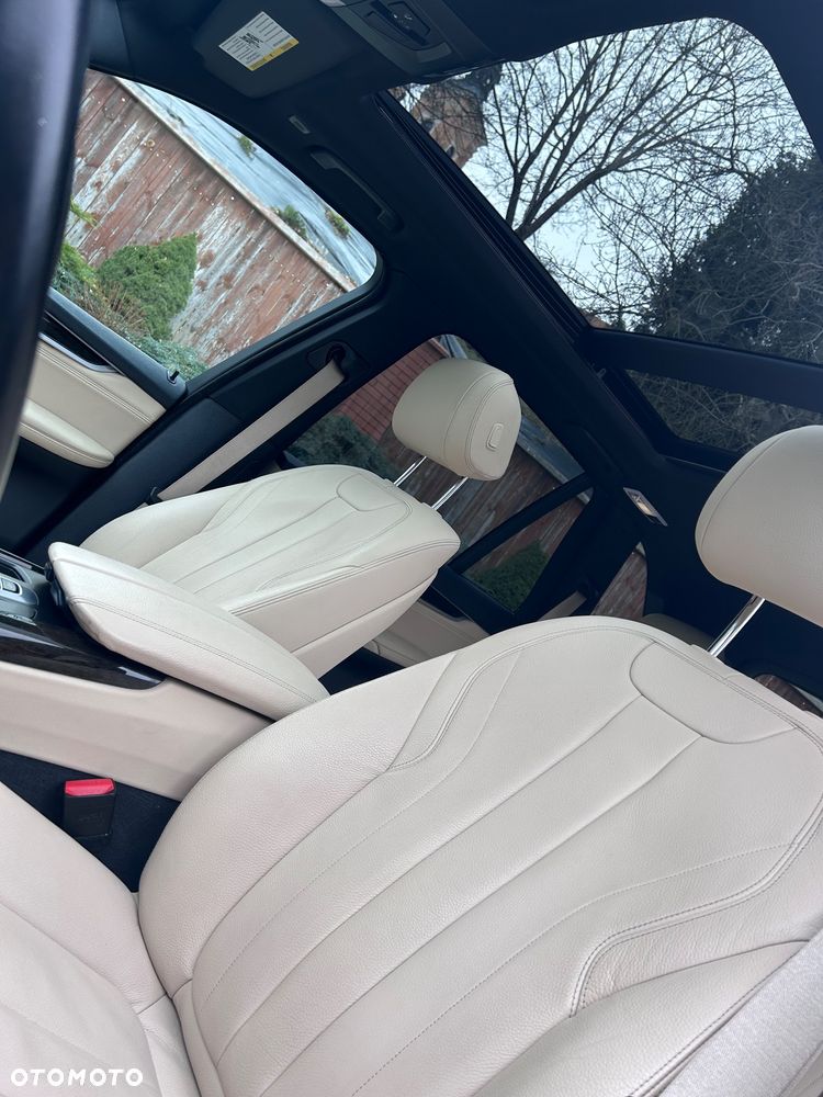 BMW X5 3.5i xDrive - 14