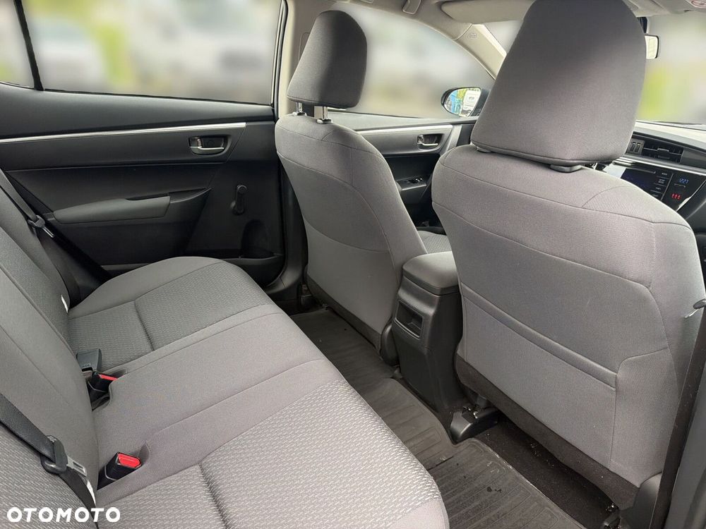Toyota Corolla - 15