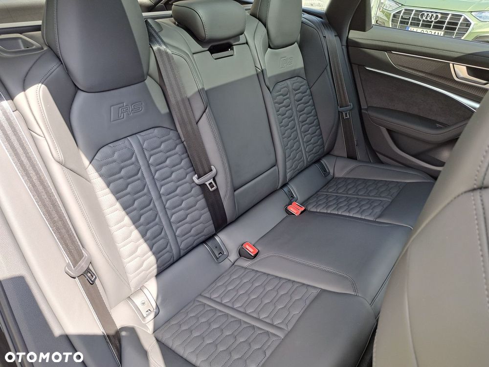 Audi RS6 Avant - 23