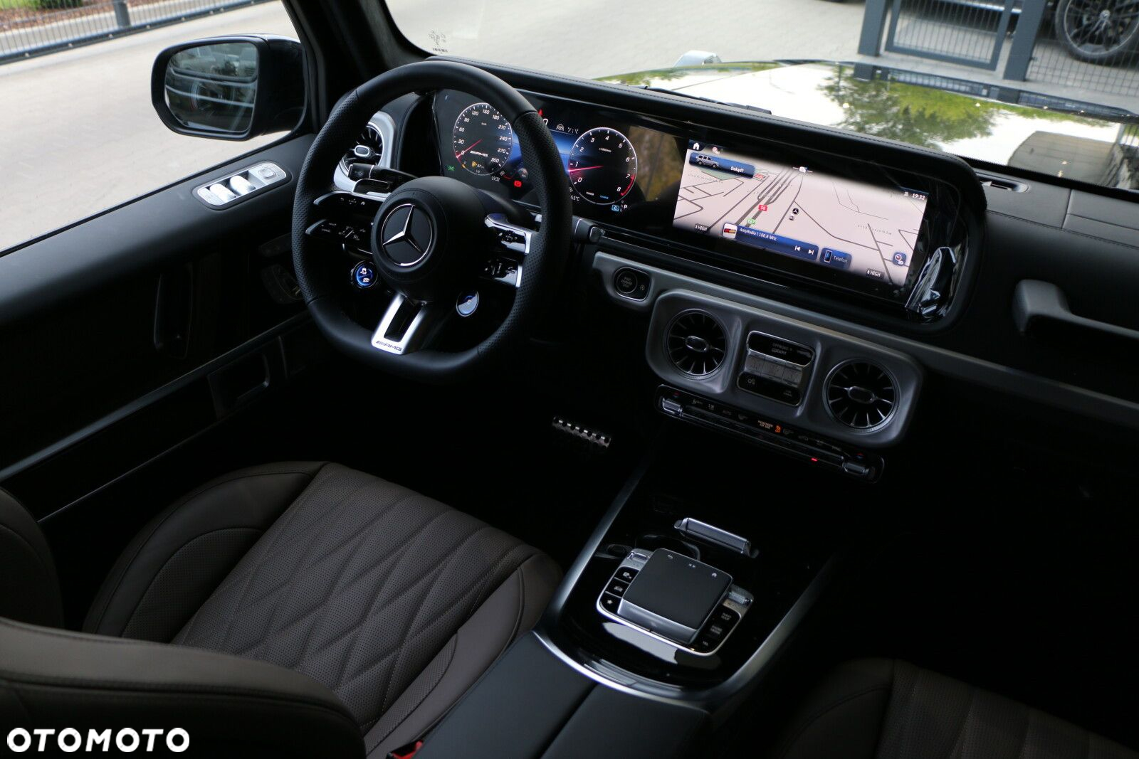 Mercedes-Benz Klasa G AMG 63 - 24