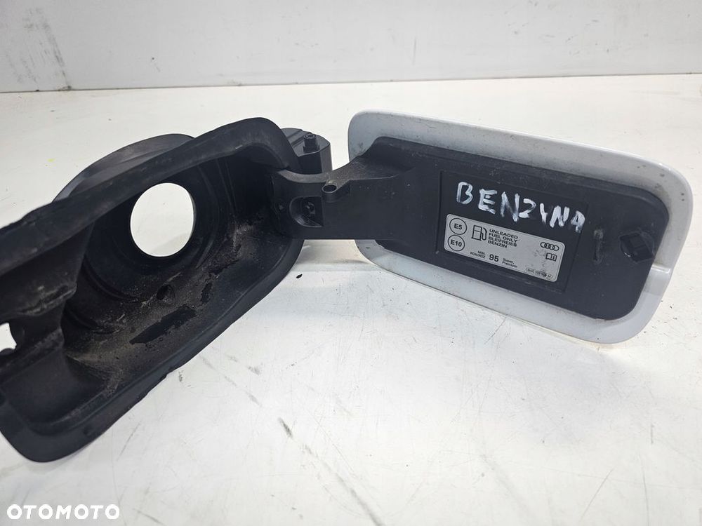 KLAPKA WLEWU PALIWA AUDI A4 B9 8W0809906A LS9R - 5