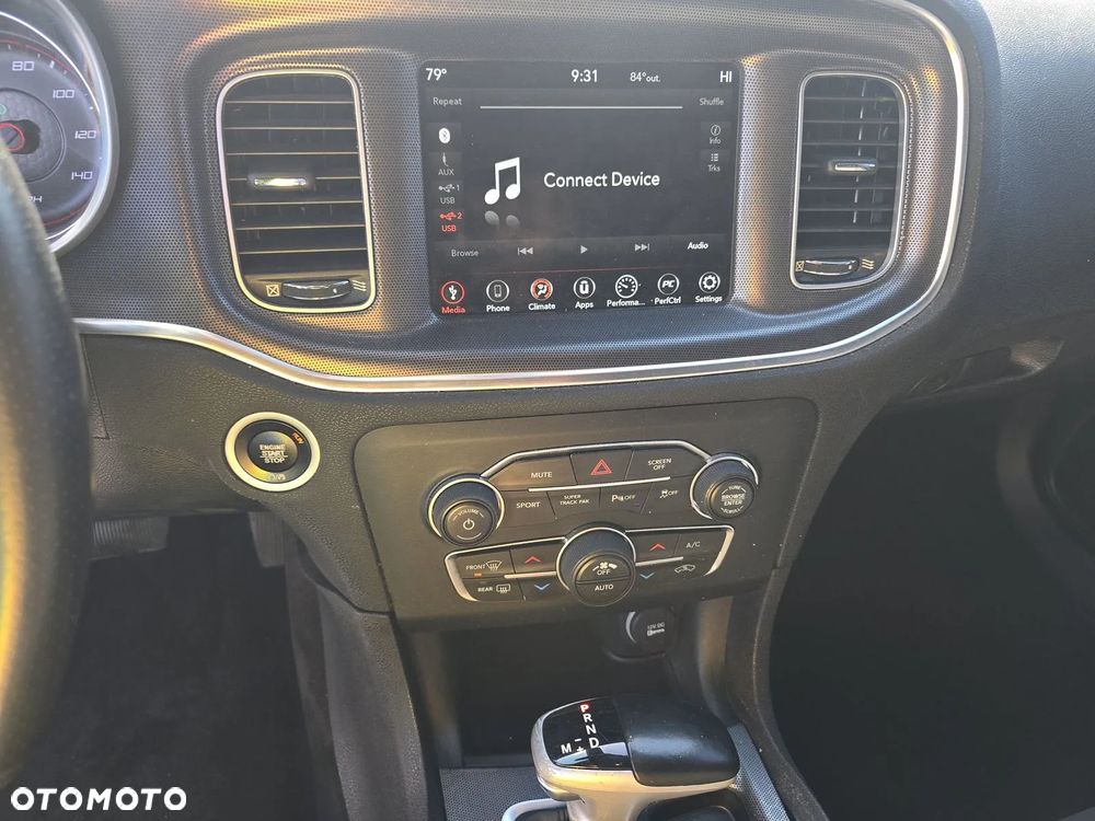 Dodge Charger 3.6 GT - 10