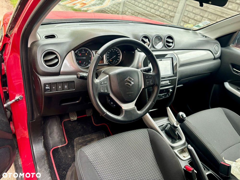 Suzuki Vitara - 3