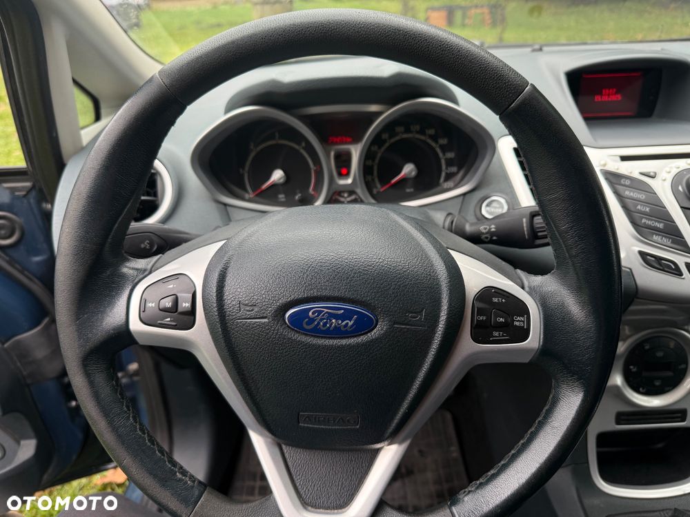Ford Fiesta 1.6 TDCi Titanium - 14
