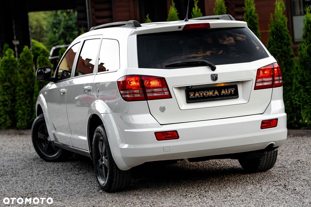 Dodge Journey 2.4 SXT - 8