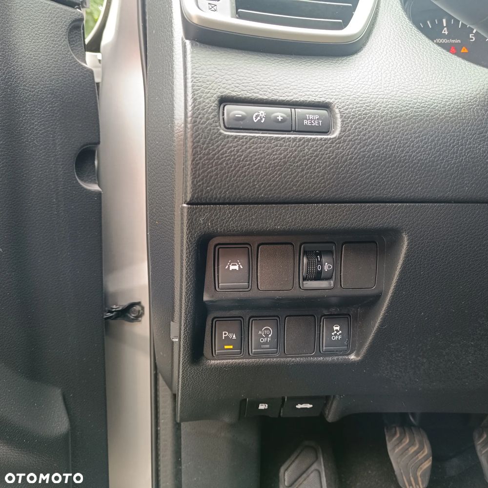 Nissan Qashqai - 16