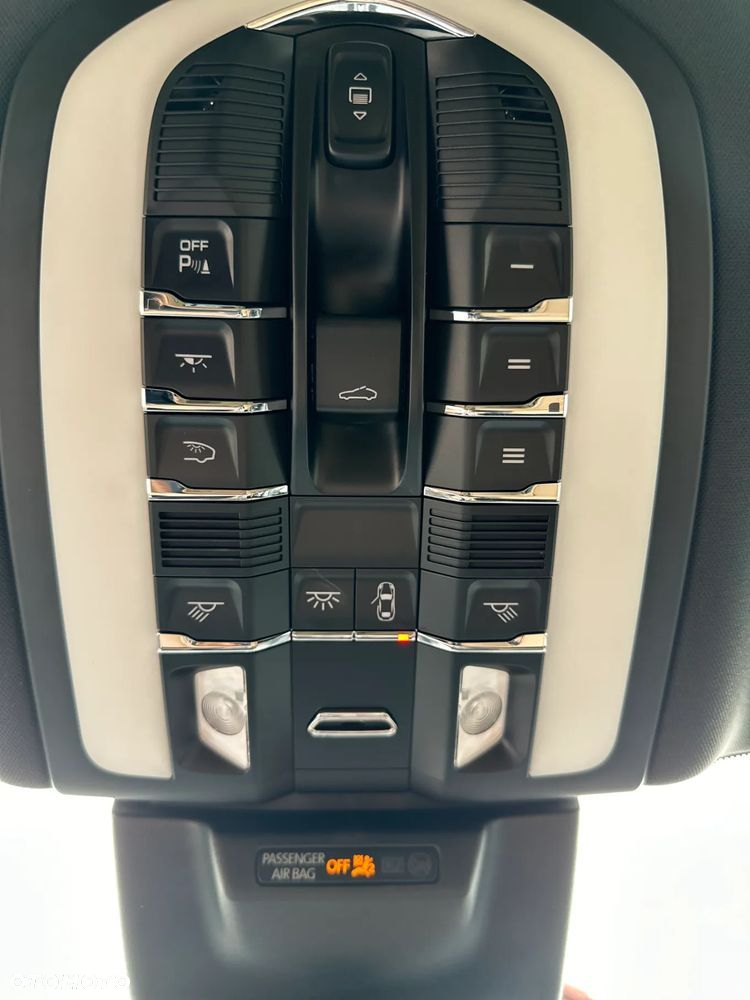 Porsche Macan PDK - 25