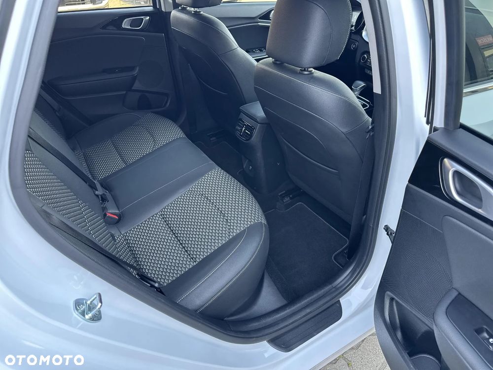 Kia Ceed 1.5 T-GDI Tribute DCT - 15