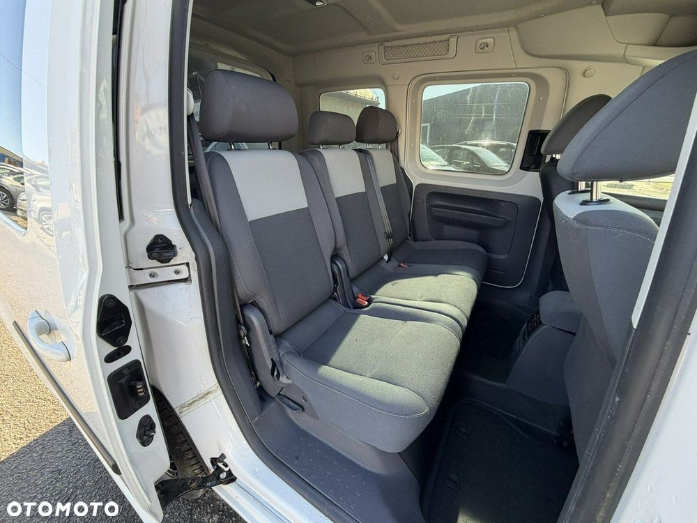 Volkswagen Caddy Trendline 4Motion - 24