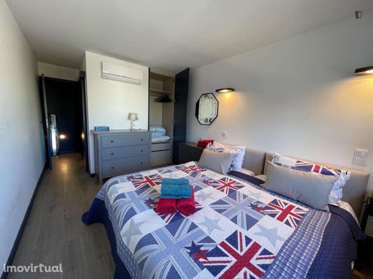 Quarto - localizado em Paranhos Porto - Grande imagem: 4/31