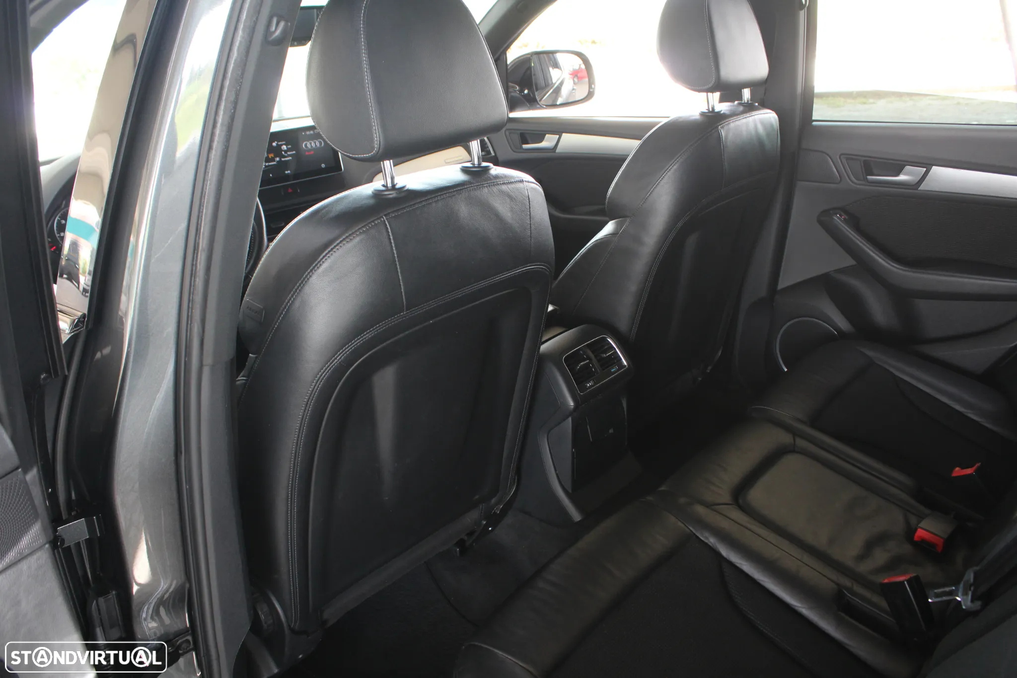 Audi Q5 3.0 TDi quattro S-line S-tronic - 42