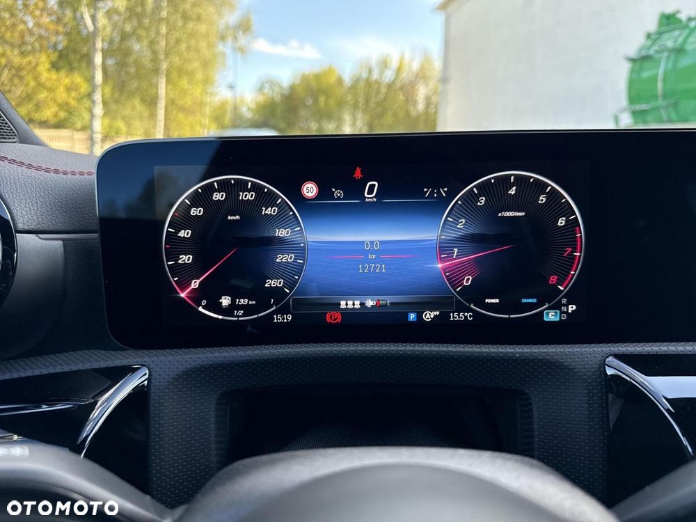 Mercedes-Benz CLA - 25