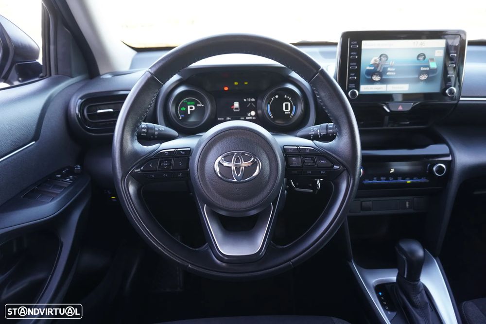 Toyota Yaris Cross 1.5 HDF Comfort Plus - 11
