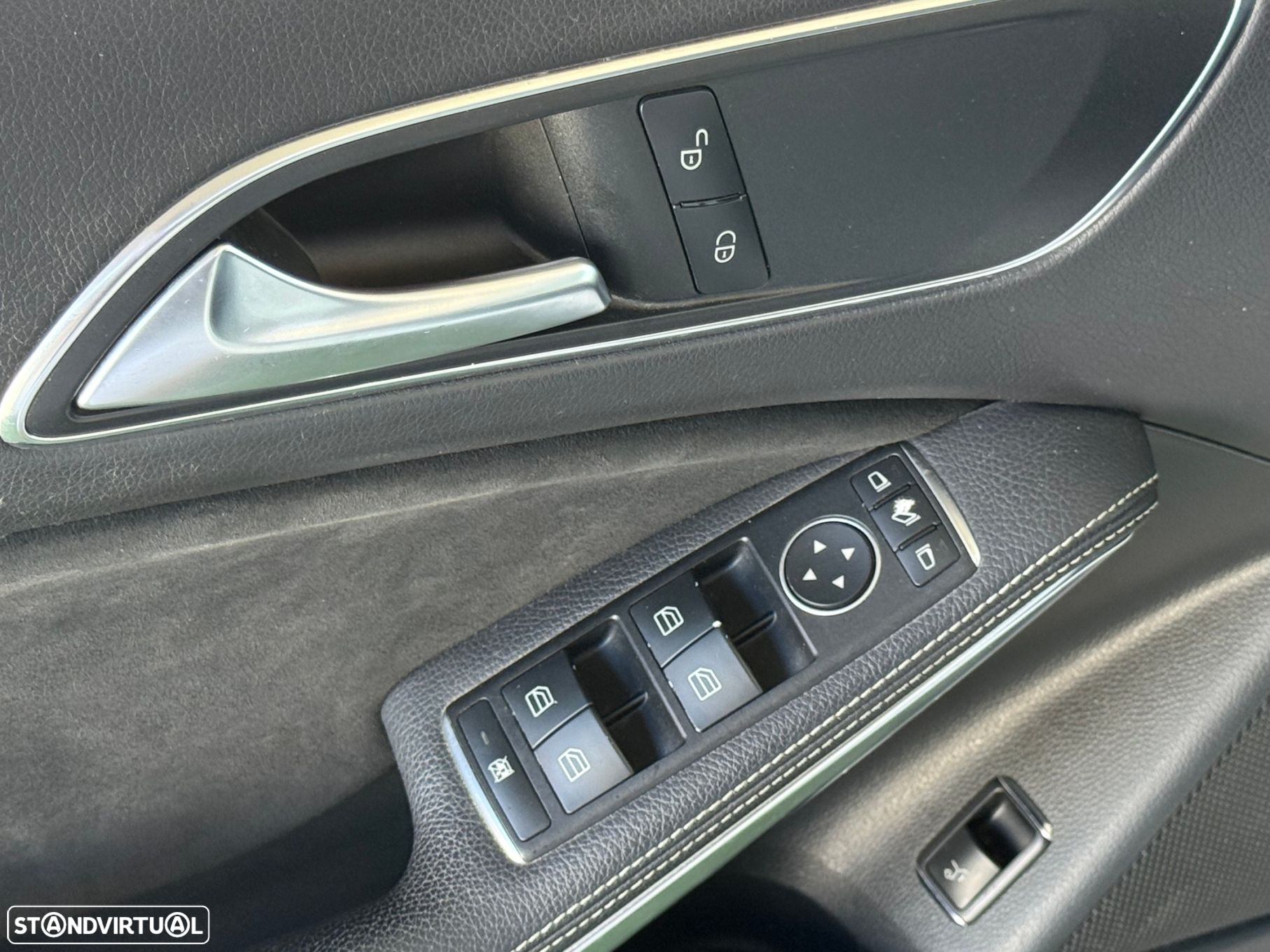 Mercedes-Benz GLA 220 d AMG Line - 37