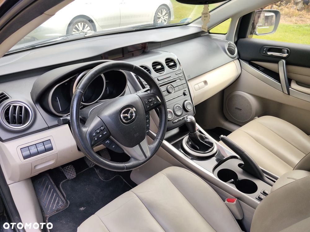 Mazda CX-7 2.2 CD Exclusive + - 8