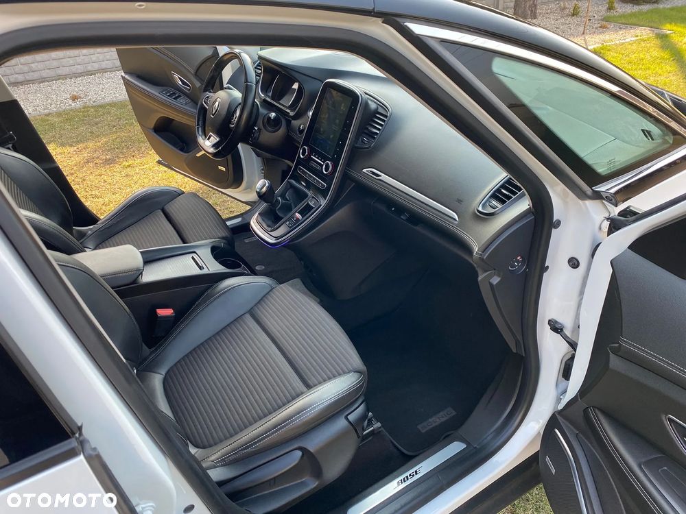 Renault Scenic ENERGY dCi 130 INITIALE PARIS - 17