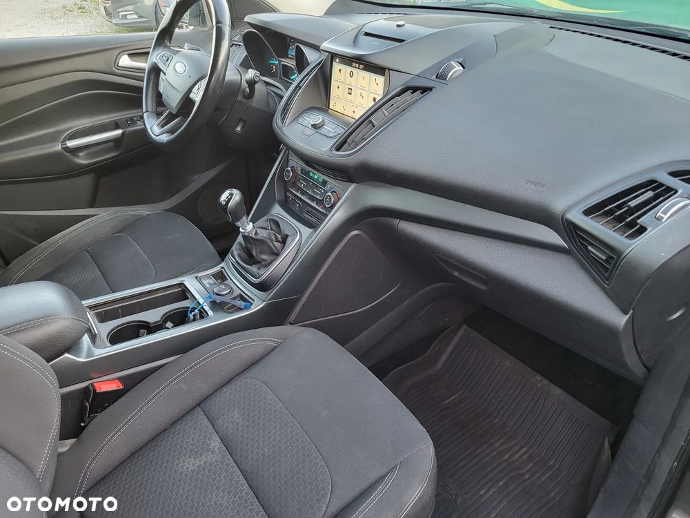 Ford Kuga 2.0 TDCi 4x4 Titanium - 12