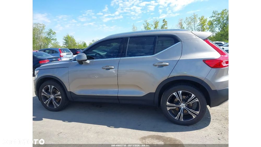 Volvo XC 40 - 6