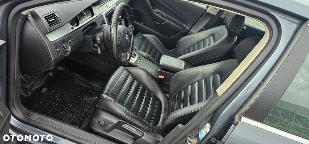 Volkswagen Passat 2.0 TSI Highline Tiptr - 13