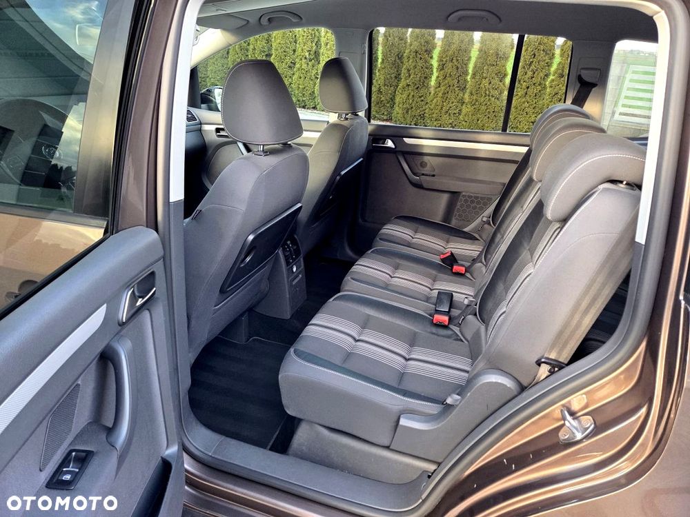 Volkswagen Touran 1.6 TDI DPF MATCH - 22