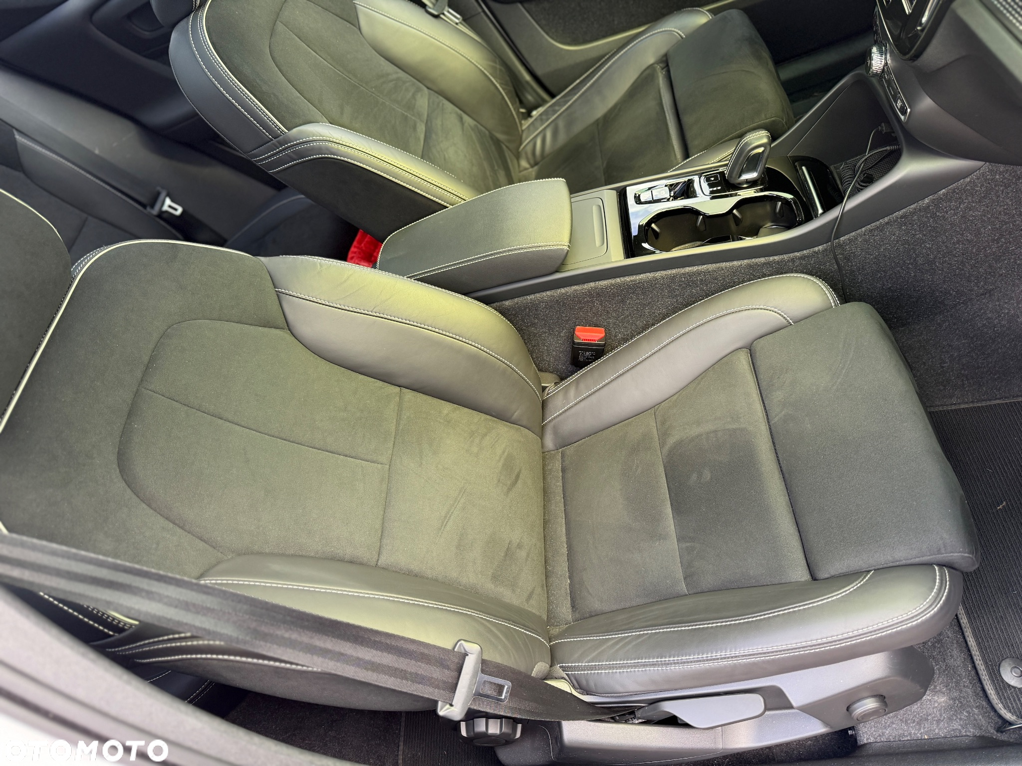 Volvo XC 40 T3 R-Design - 20