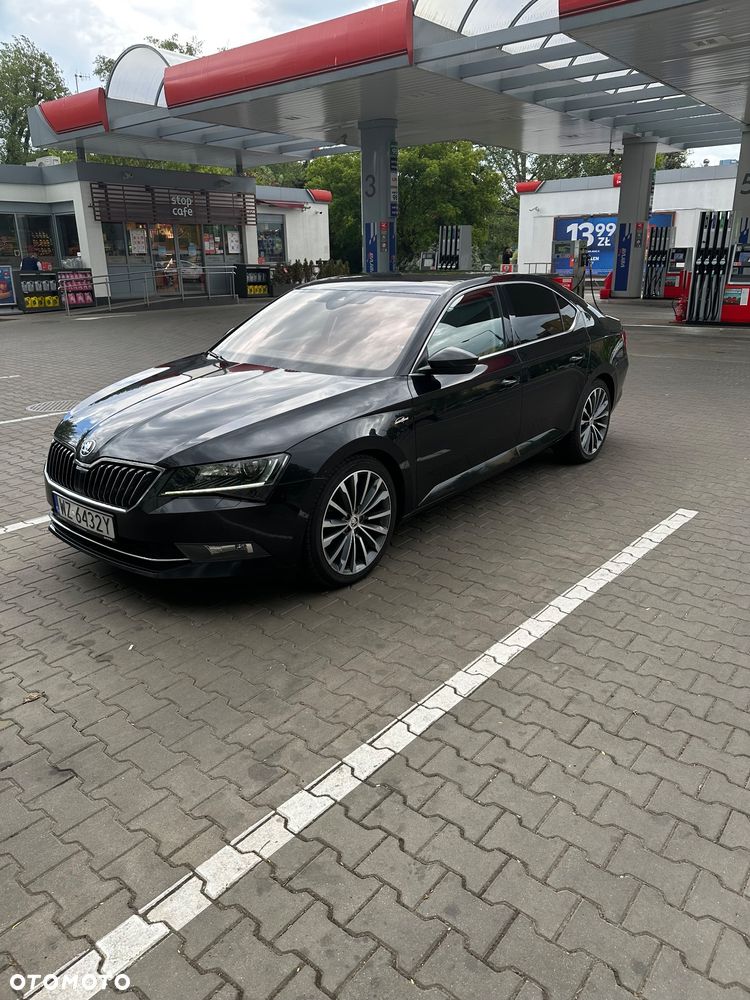 Skoda Superb 2.0 TDI SCR 4x4 Sportline DSG - 11
